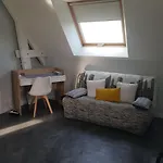 Entre Caen Et La Avec Piscine Bed & Breakfast 3*