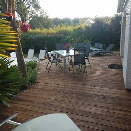 Grande Entre Caen Et La Terrasse Jardin Et Piscine 3*