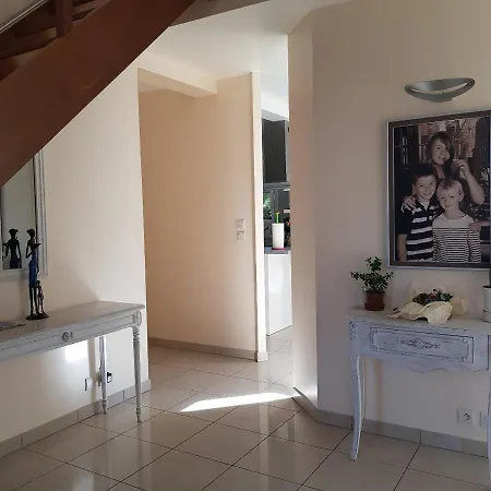 Bed & Breakfast Entre Caen Et La Avec Piscine