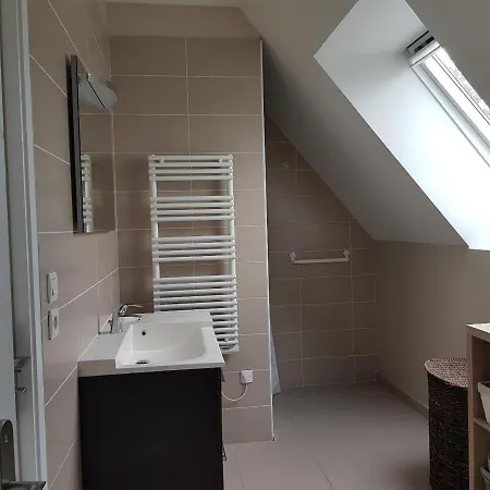 Grande Entre Caen Et La Terrasse Jardin Et Piscine 3* Mathieu